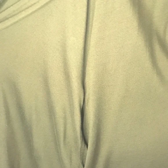 🔥ONE LEFT🔥  COLD SHOULDER DRESS, LONG SLEEVES, STRETCHY, POCKETS - Picture 2 of 4